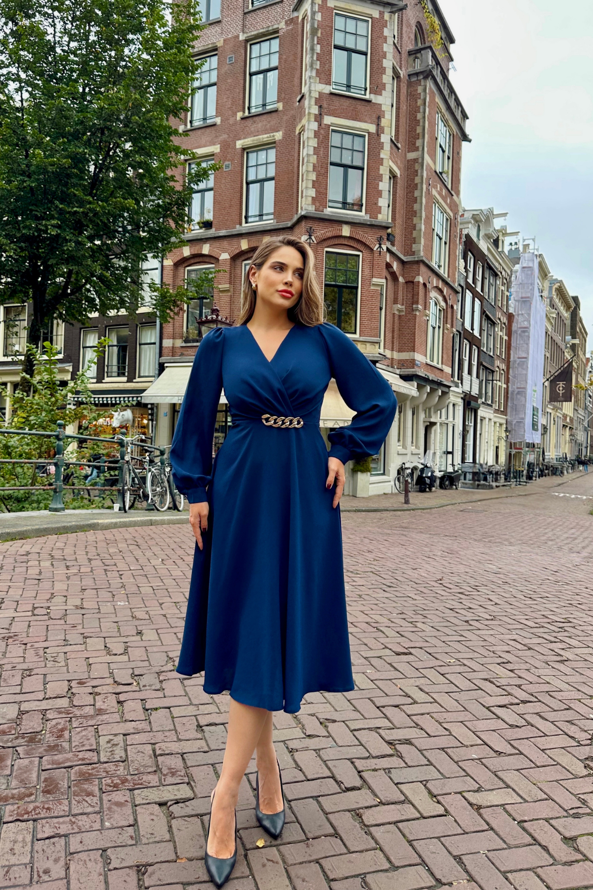 Zincirli Crep Elbise