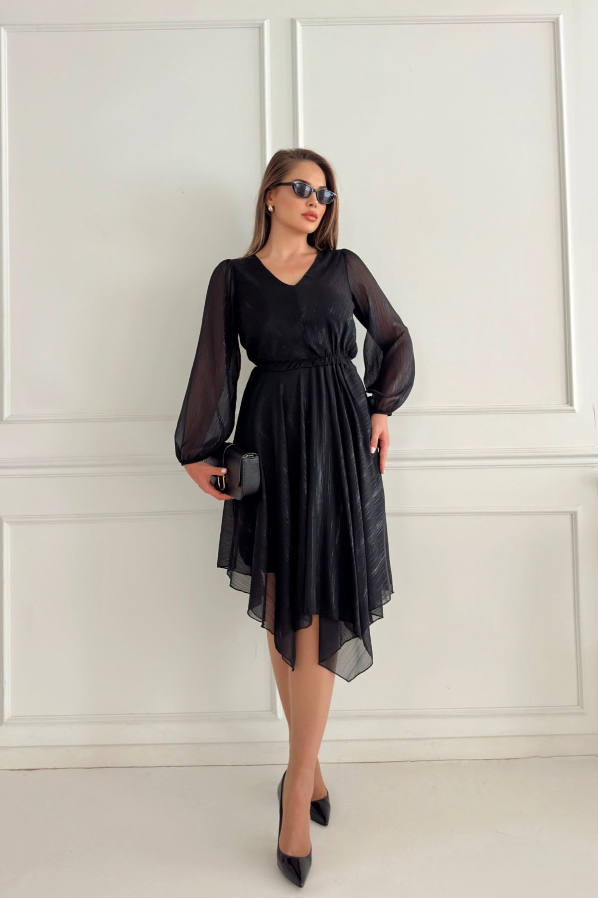 Блузка с галстуком