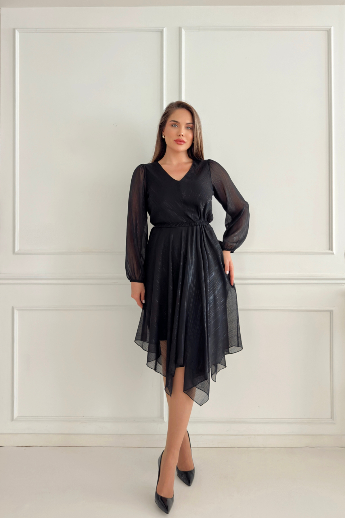 Блузка с галстуком