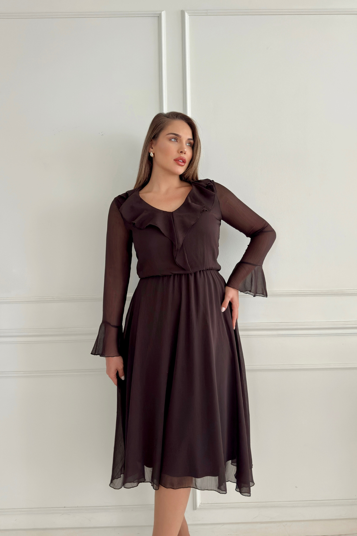 Блузка с галстуком