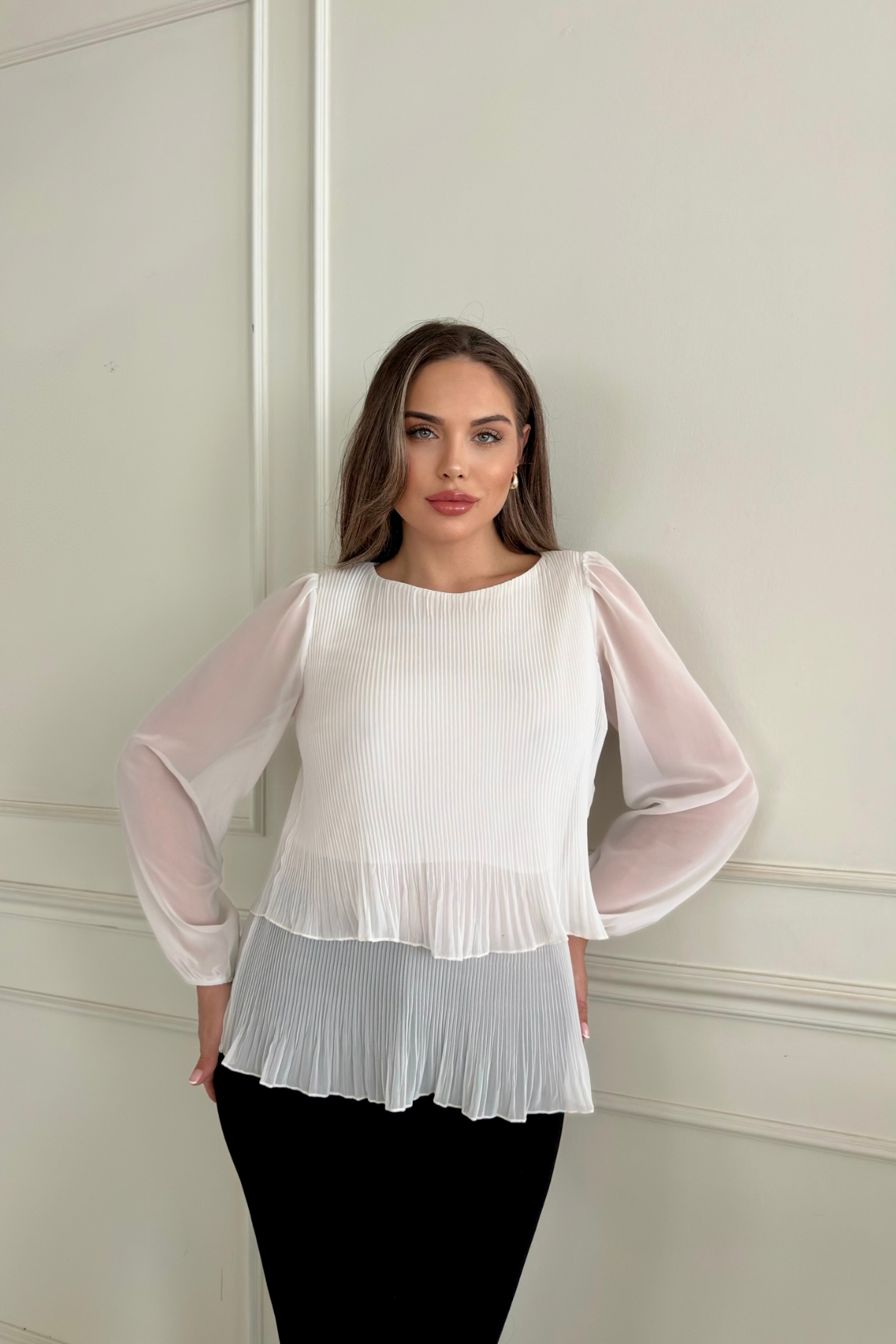 Двубортная блузка со складками