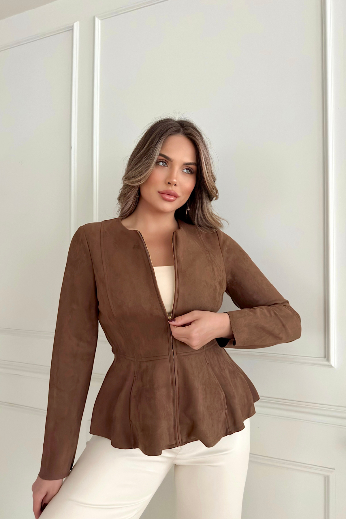 Платье из крепа