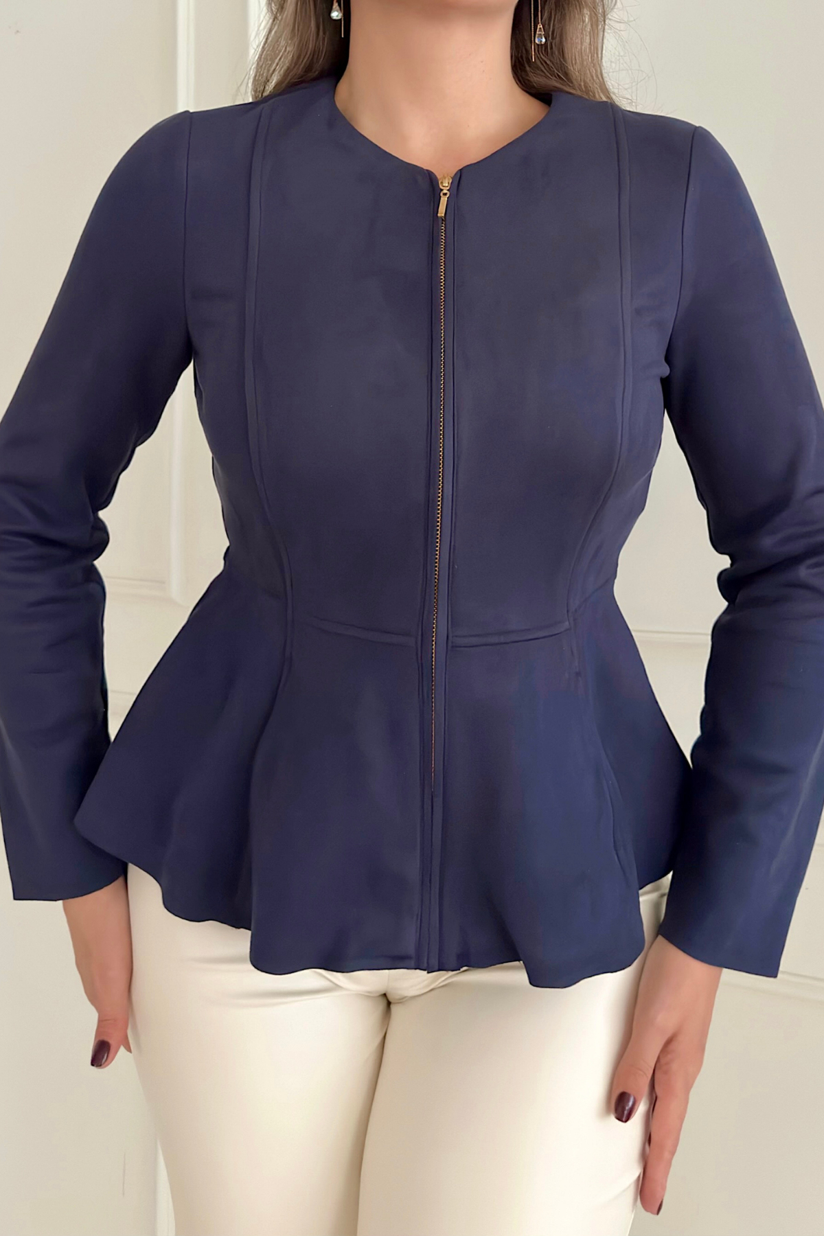 Платье из крепа