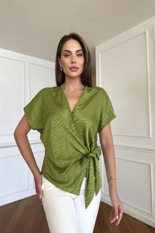 Kruvaze Bağlamalı Bluz