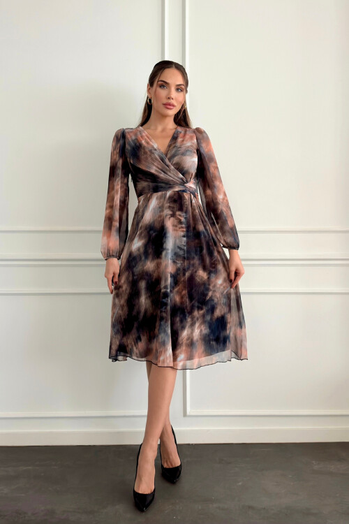 Шифоновое платье с узором