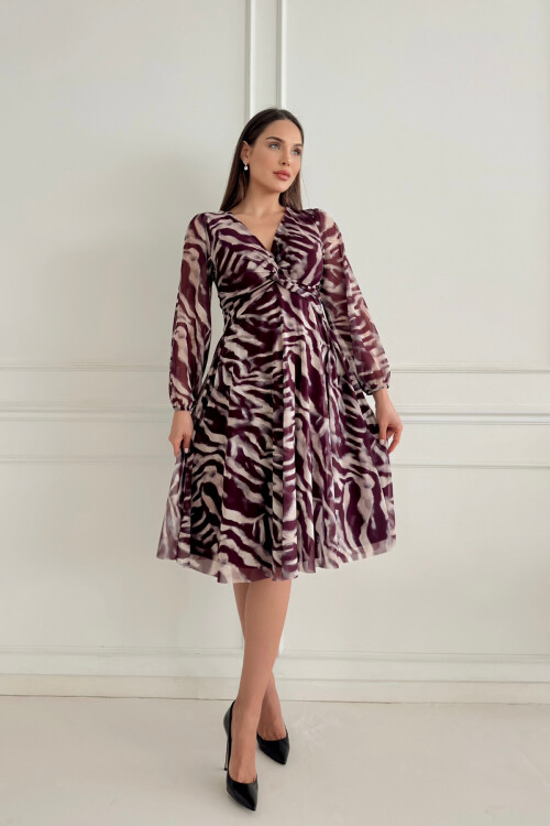 Платье из тюля с узором