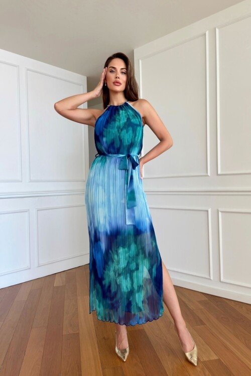 Плиссированное шифоновое платье