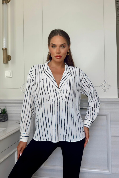 Полосатая рубашка