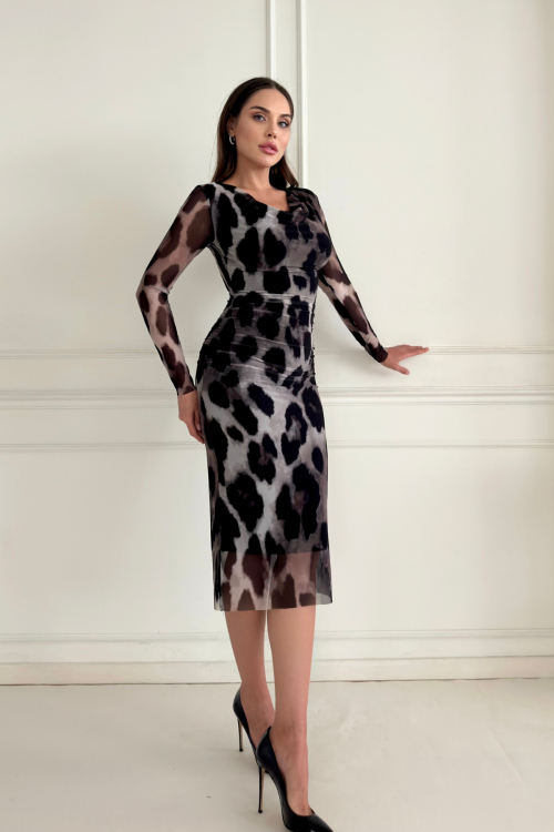 Платье из тюля с узором