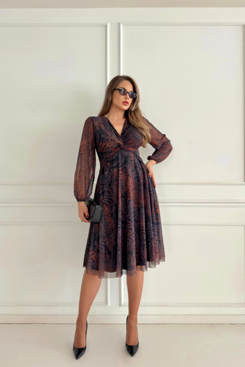 Платье из тюля с узором