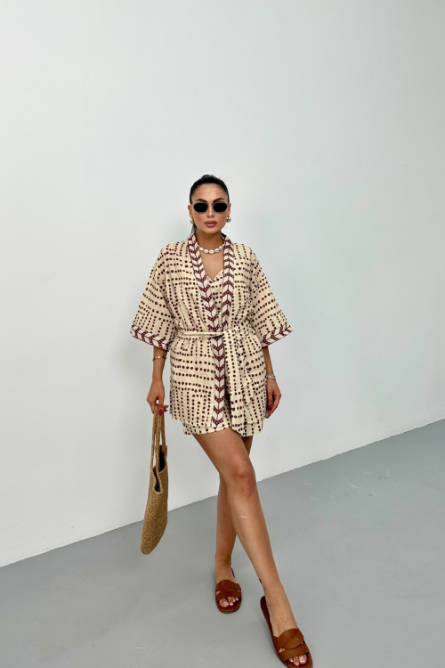 Атласное платье