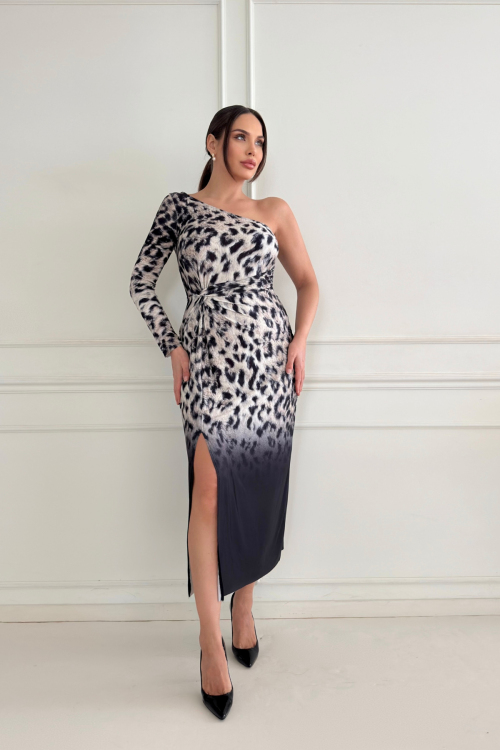 Платье с леопардовым узором